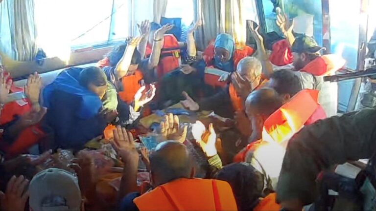 İtalyan Aktivistler İsrail Tarafından Serbest Bırakıldı