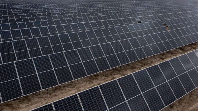Küresel Elektrik Depolama Sektöründe 2030 Hedefi: 1500 Gigavat Kapasite
