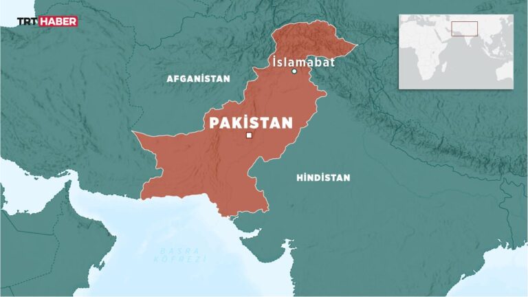 Pakistan’da Kamyon Uçuruma Yaralandı: 15 Kişi Hayatını Kaybetti
