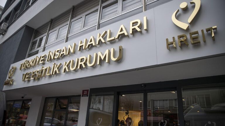 TİHEK, Görme Engelliler İçin Erişilebilir Olmayan Dijital Platforma Ceza Verdi