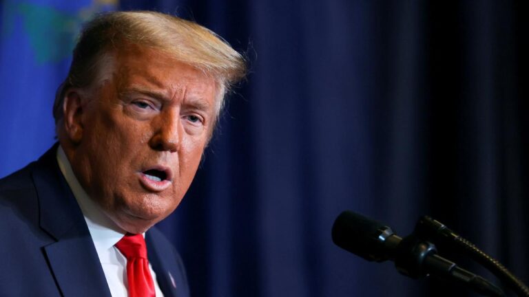 Trump, Kanada’ya uygulanan tarifeyi yüzde 10 artıracağını duyurdu