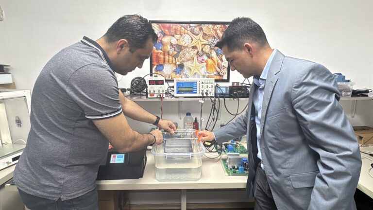 Türk Bilim İnsanı Sivrisinekle Mücadelede Yeni Bir Cihaz Geliştirdi