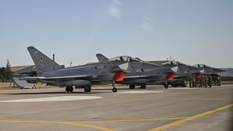 Türkiye, 44 Eurofighter savaş uçağı alımı için plan yapıyor