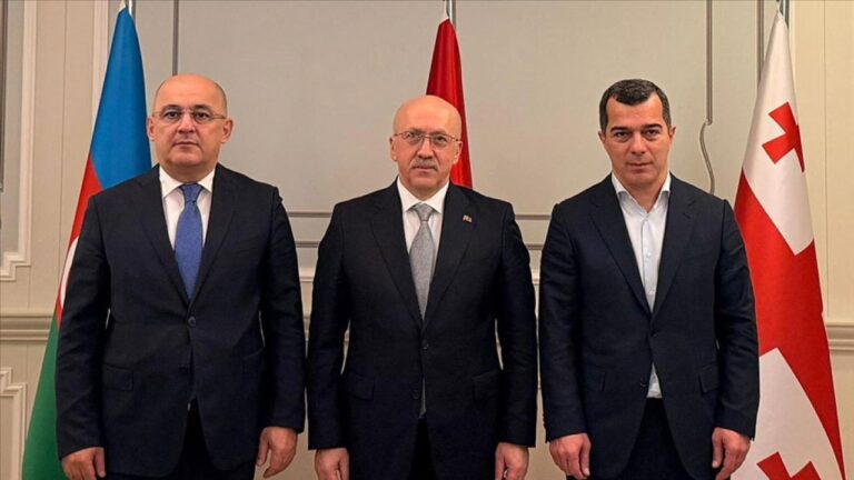 Türkiye, Azerbaycan ve Gürcistan Gümrük İşbirliği Toplantısında Buluştu