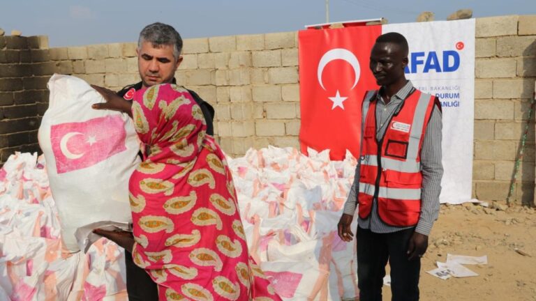 AFAD Sudan’da Çatışmalar Devam Ederken Gıda Yardımı Sağladı