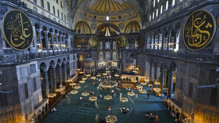 Ayasofya’nın Restorasyonu Hakkında Yapılan İddialara Yalanlama