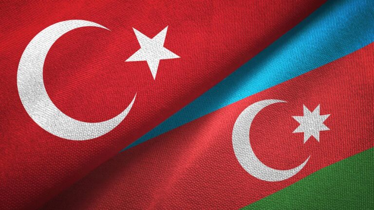 Azerbaycan, Gürcistan’daki askeri kargo uçağı kazasına yardım önerdi