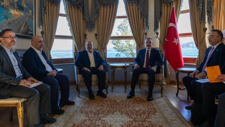 Bakan Fidan Hamas Siyasi Büro Üyeleriyle İstanbul’da Görüştü