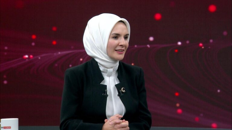 Bakan Göktaş: Kadına Şiddete Karşı Mücadelede Birlikte İnşa Edebiliriz
