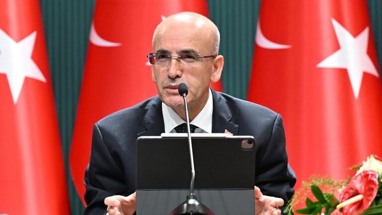 Bakan Şimşek: Manipülasyonla Mücadelede Kararlıyız