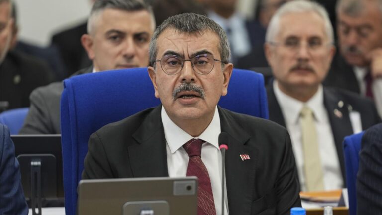 Bakan Tekin: 821 bin 351 öğretmen ataması gerçekleştirdik