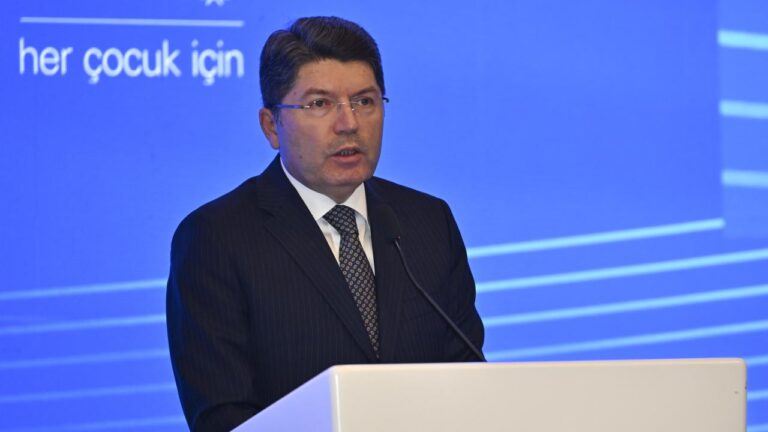 Bakan Tunç’tan çocukların suça sürüklenmesi konusunda önemli açıklamalar