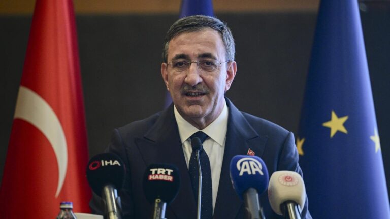 Cevdet Yılmaz: Türkiye-Romanya Ticaret Hacmi 10 Milyar Doları Geçti