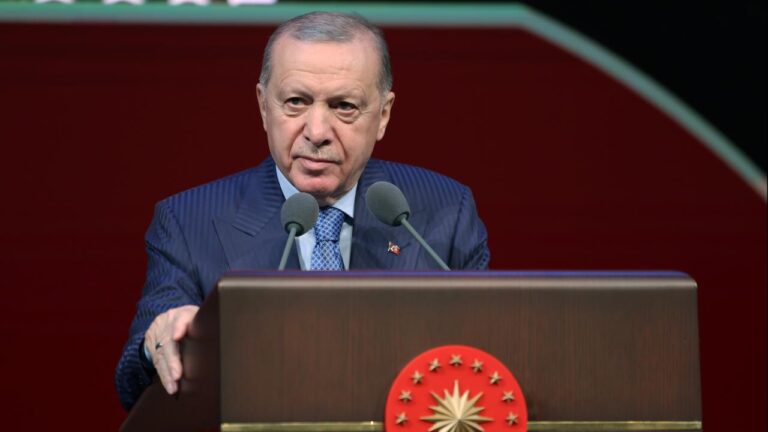 Cumhurbaşkanı Erdoğan: Ailelerin Kilit Taşı Kadınlar