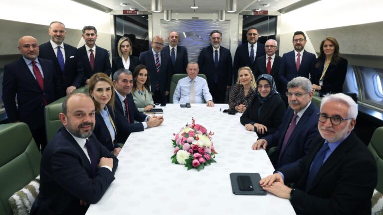 Cumhurbaşkanı Erdoğan Güney Afrika Ziyaretinden Dönüşte Gündeme İlişkin Değerlendirmelerde Bulundu