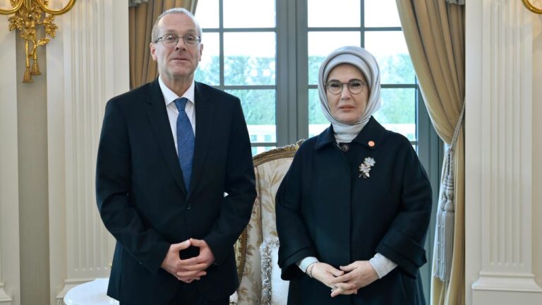 Emine Erdoğan DSÖ Heyetiyle Buluştu