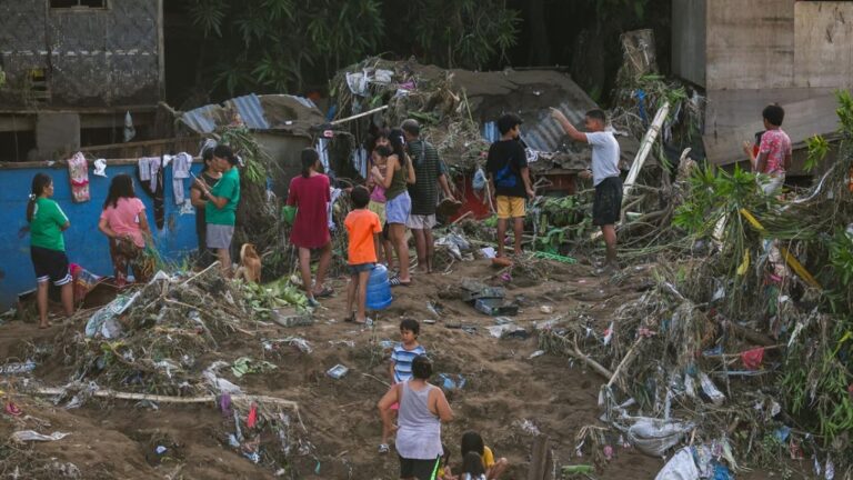 Filipinler’de Kalmaegi Tayfunu Nedeniyle Hayatını Kaybedenlerin Sayısı 232’ye Ulaştı