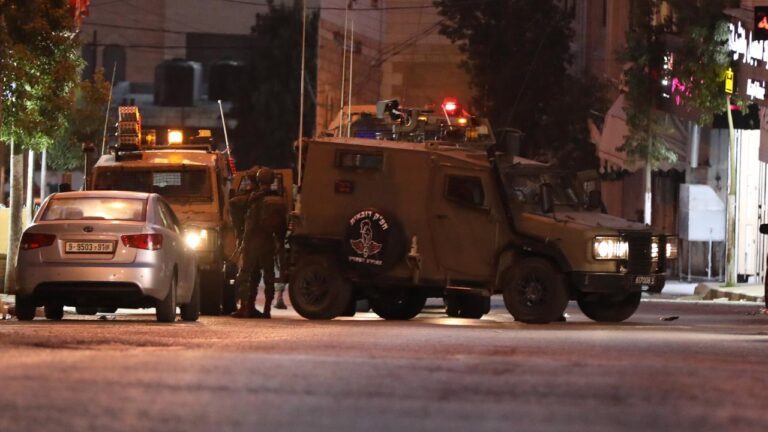 Filistin Esirler Cemiyeti: İsrail, El Halil’e Baskınlarında 200 Kişiyi Sorguladı