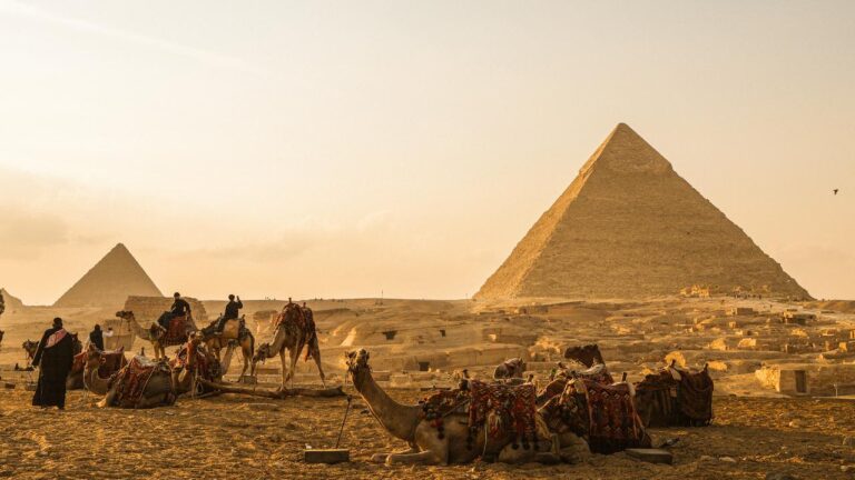 Giza Piramidi’nde Yeni Bir Keşif: Gizli Bir Giriş Mi Bulundu?