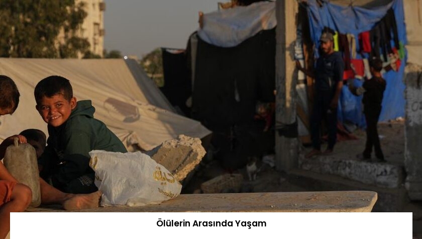 Ölülerin Arasında Yaşam