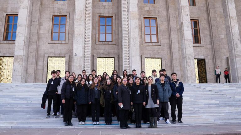 TBMM, Son 13 Ayda 405 Bin Ziyaretçiyi Ağırladı