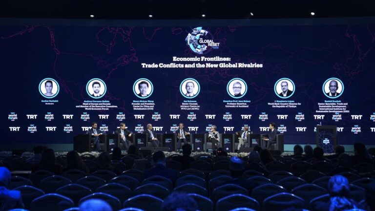 TRT World Forum 2025: Dünya Ticaretindeki Gelişmeler Ele Alındı