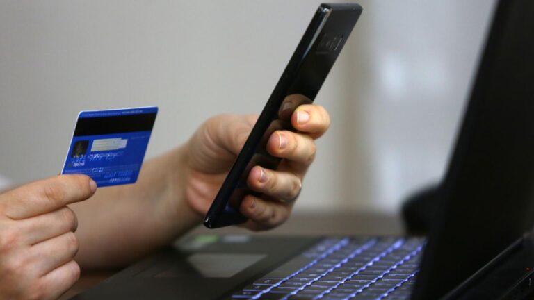 Türkiye’de e-ticaret harcamaları artıyor