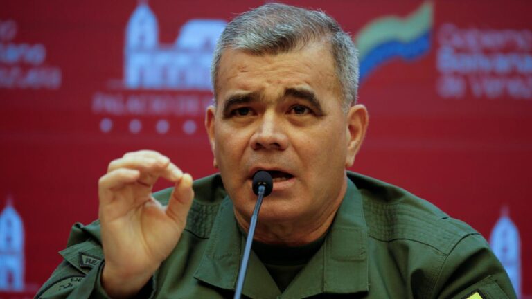 Venezuela ABD’nin Tehditlerine Karşı Başını Dik Tutmaya Devam Ediyor