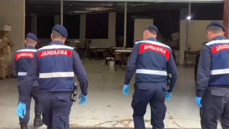 17 ilde sahte alkol imalathaneleri deşifre edildi