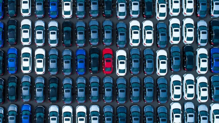 AB, 2035 yılı için öngördüğü içten yanmalı motor yasağını hafifletiyor