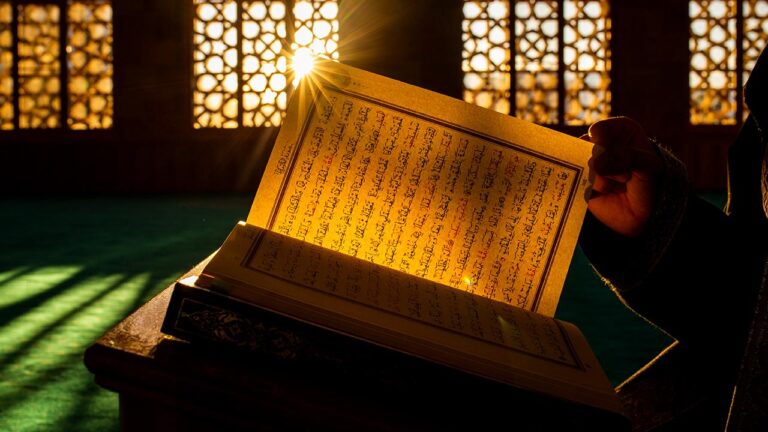 Almanya’da yapılan ankete göre, 18-29 yaş arası gençler Katolik Kilisesinden çok İslam’a güveniyor