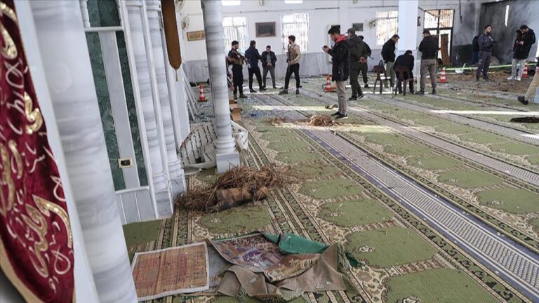 Arap ülkeleri, Suriye’de camiyi hedef alan terör saldırısını kınayarak "dayanışma mesajı" verdi