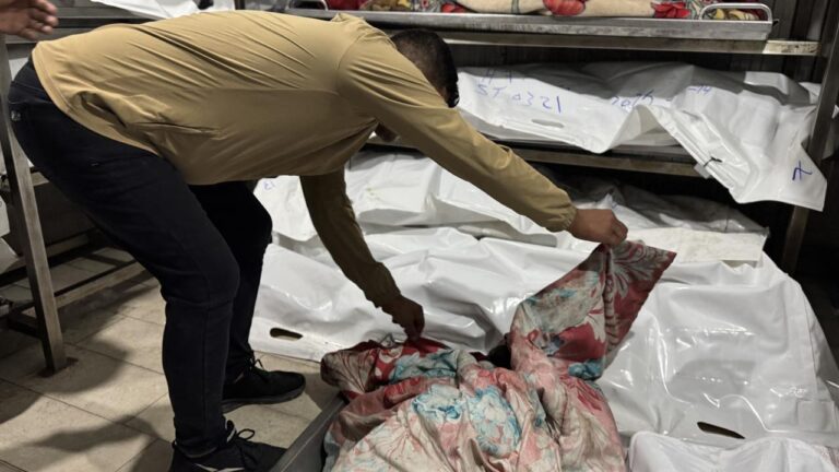 Ateşkes ihlallerini sürdüren katil İsrail ordusu, Gazze’nin doğusunda Filistinli bir kadını öldürdü