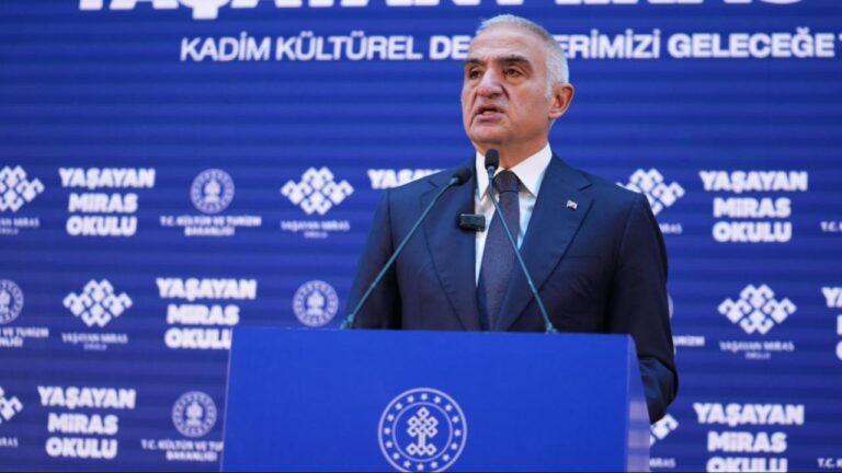 Bakan Ersoy: Yaşayan Miras Okulunu Ankara’da pilot olarak başlatıyoruz