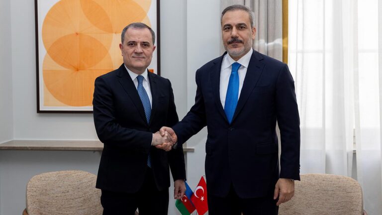 Bakan Fidan, Azerbaycanlı mevkidaşı Bayramov ile görüştü