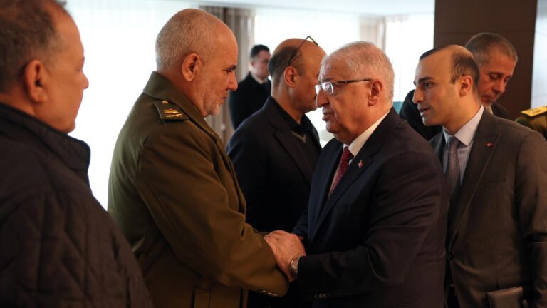 Bakan Güler’den, Libya askeri heyetinin naaşını almak için gelen yetkililere taziye ziyareti