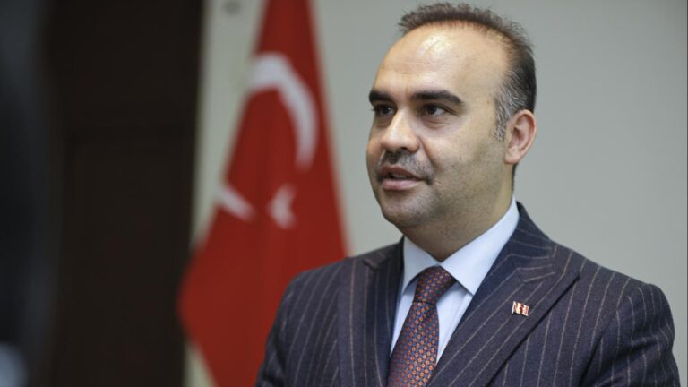 Bakan Kacır: Türkiye’mizin yapay zeka alanında öncü ülkelerden biri olmasını sağlayacağız