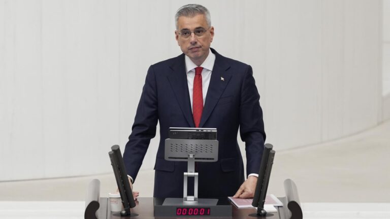Bakan Memişoğlu: SGK, SMA hastalığıyla ilgili iki ilacı tamamıyla ödüyor