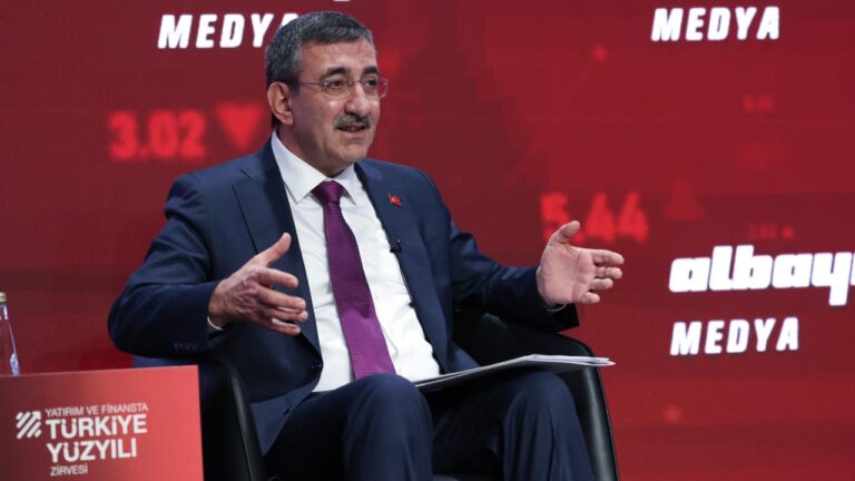 Cevdet Yılmaz: Beklentimiz ocak enflasyonunda 20’li rakamları görmek