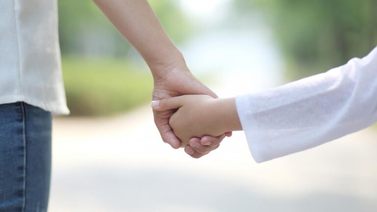 Çevrim İçi Psikolojik Destek ve Aile Danışmanlığı Hizmeti 7 ilde başlatıldı
