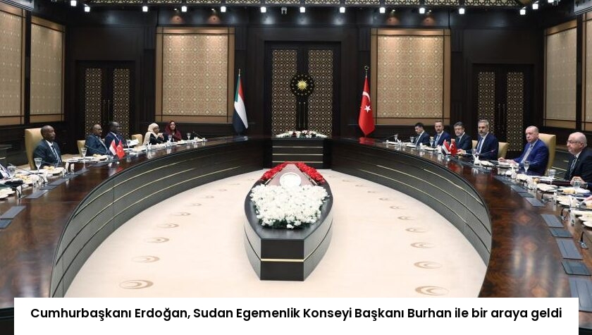 Cumhurbaşkanı Erdoğan, Sudan Egemenlik Konseyi Başkanı Burhan ile bir araya geldi