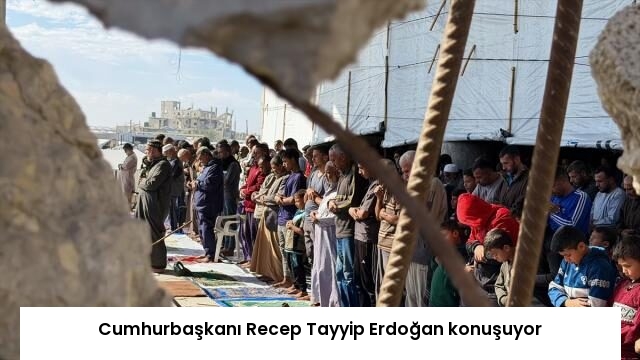 Cumhurbaşkanı Recep Tayyip Erdoğan konuşuyor