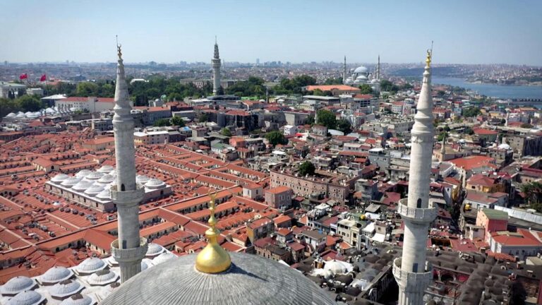 DASK tırı İstanbul meydanlarında vatandaşlarla buluşacak