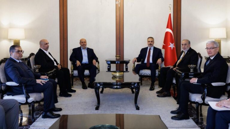 Dışişleri Bakanı Fidan, Hamas heyetiyle görüştü
