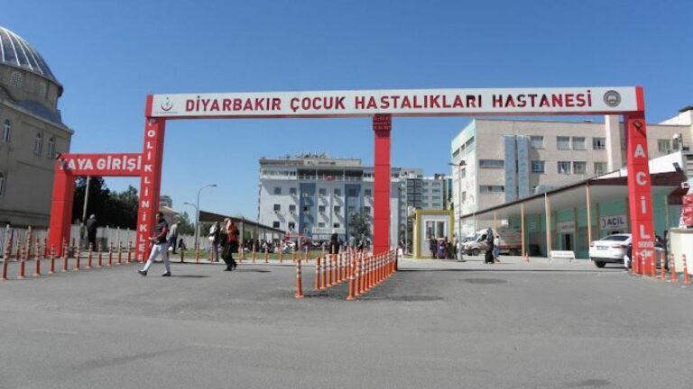 Diyarbakır Çocuk Hastalıkları Hastanesi’nde polikliniklerin kapasitesi genişletildi