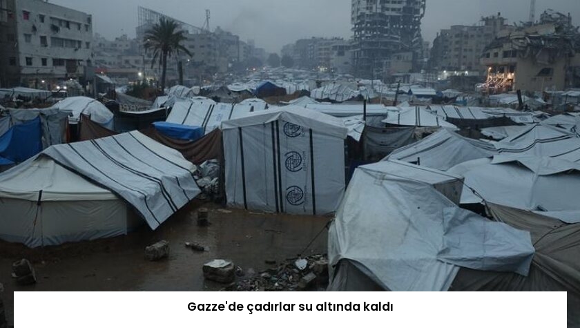 Gazze’de çadırlar su altında kaldı