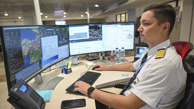 Havacılığın gizli kahramanları: Uçaklar "yer pilotları" olmadan havalanmıyor