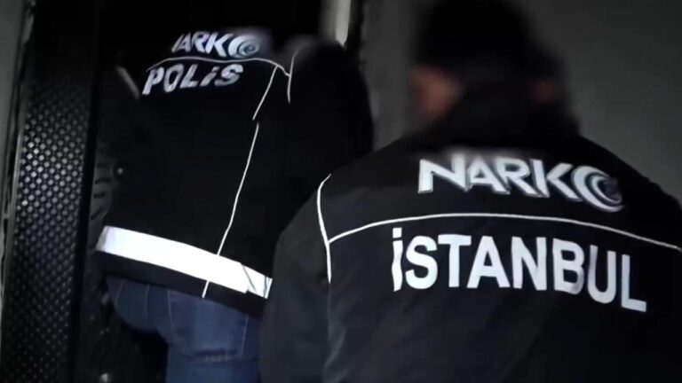 İstanbul ve İzmir’de yaklaşık 7 milyon uyuşturucu hap ele geçirildi