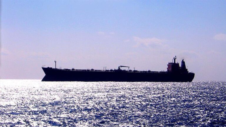 Rusya’dan Gürcistan’a ayçiçek yağı götüren tanker saldırıya uğradı