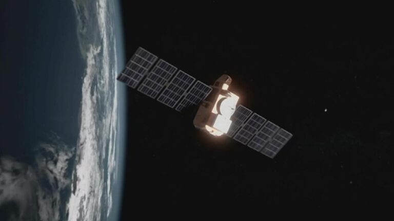 Starlink uydusu yörüngede patladı: SpaceX Dünya’ya düşeceğini doğruladı